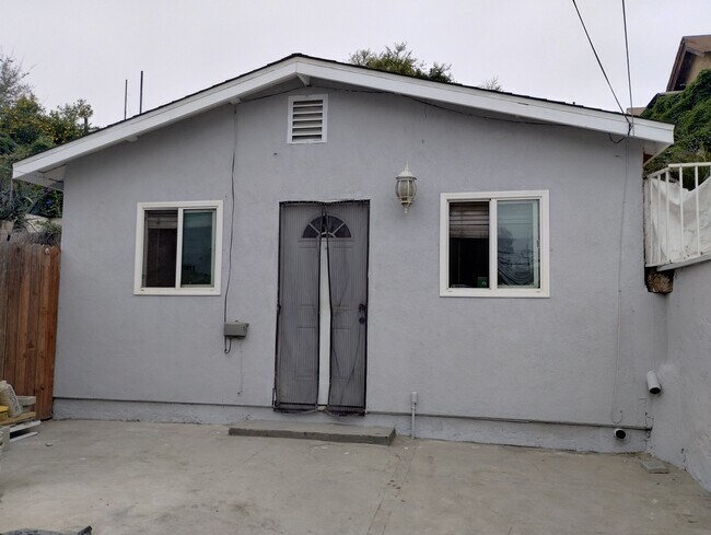 Primary Photo - 3069 Inez St