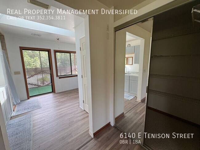Building Photo - 6140 E Tenison St