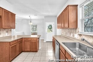 Building Photo - 343 Willow Grove Dr