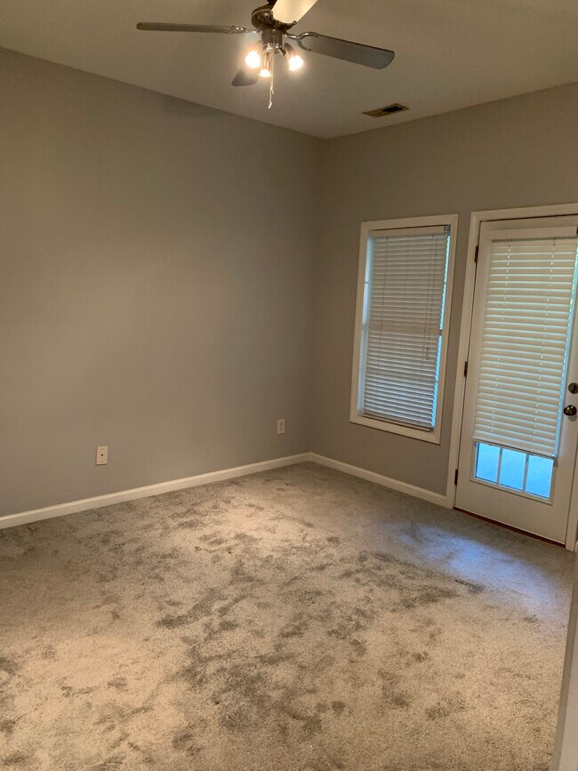 Master Bedroom - 108 Willowfield Ln