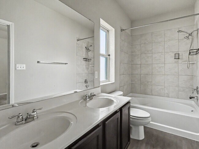 Building Photo - 9407 Somers Bend