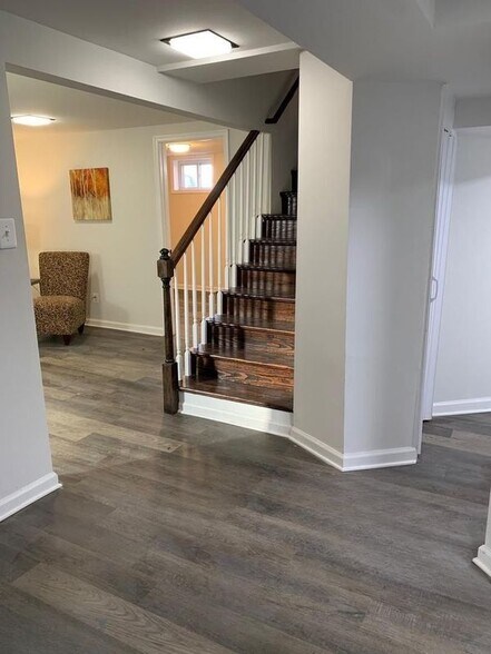 Building Photo - 9407 Colesville Rd