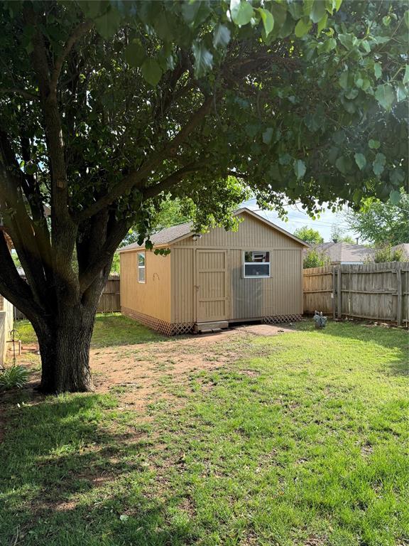 Building Photo - 3021 N Zedna Dr