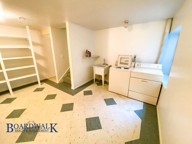 Building Photo - 5677 S 5630 W