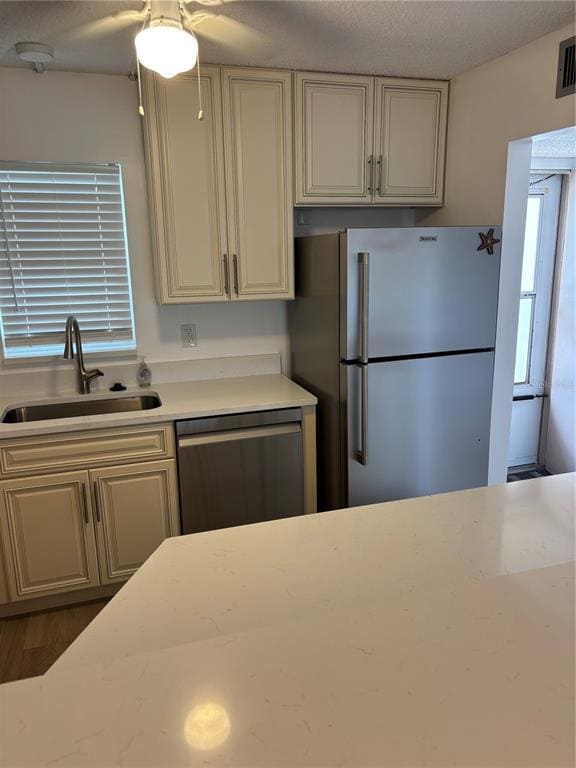 Building Photo - 7405 Bay Island Dr S