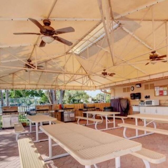 Building Photo - 15461 Lakes of Delray Blvd