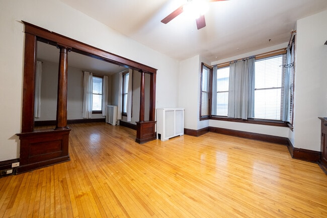 Building Photo - 3116 Humboldt Ave S