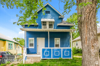 Building Photo - 233 N 19 St