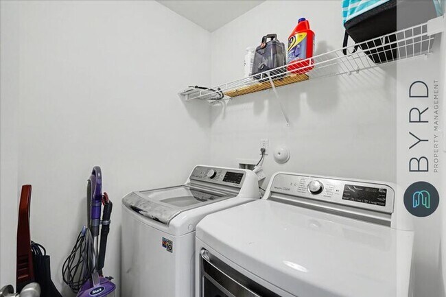 Building Photo - 18111 Jones Run Trl