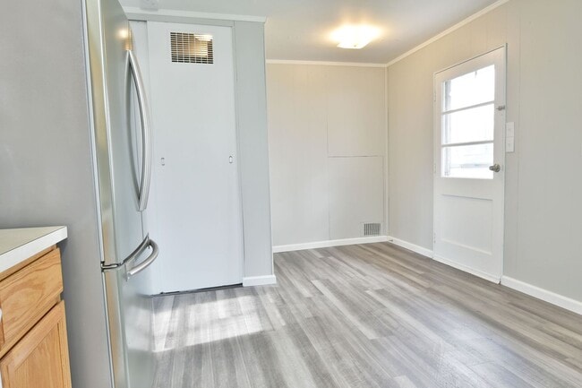 Building Photo - HOUSE for RENT in Champion Twp!