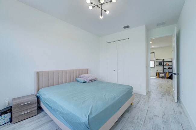 Building Photo - 16234 Sea Turtle Pl