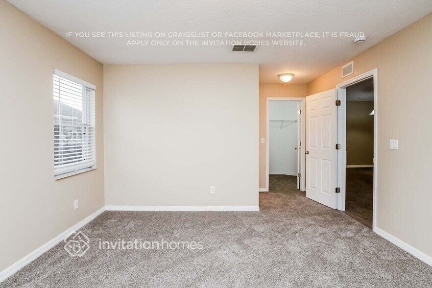 Building Photo - 2440 Oak Mill Dr