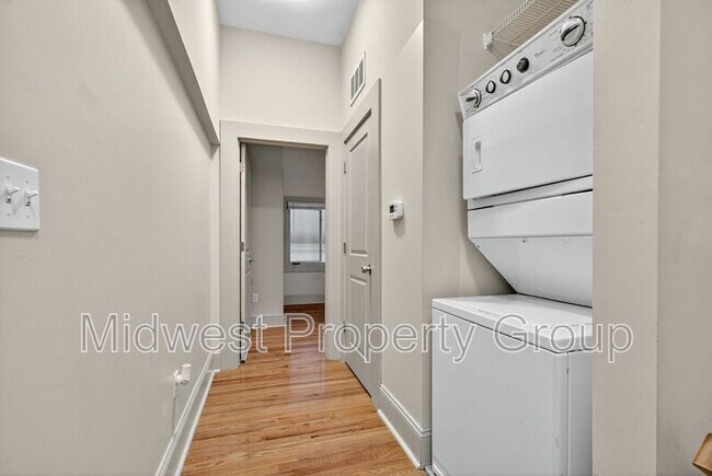 Building Photo - 4244 Chouteau Ave