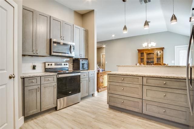 Building Photo - 2621 White Rock Dr
