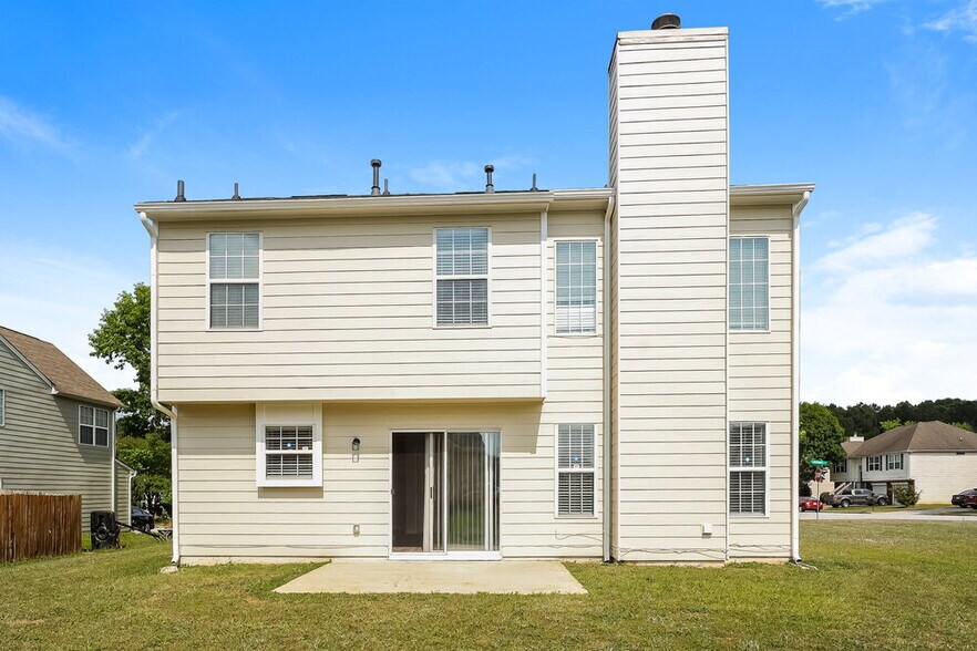 Building Photo - 7565 Woodbine Pl