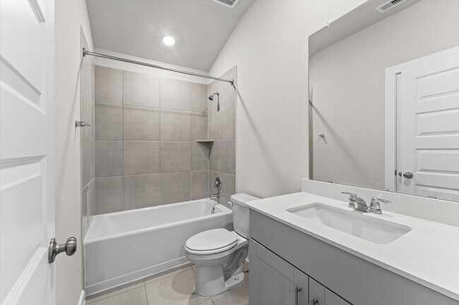 Building Photo - 10520 Deussen Ln