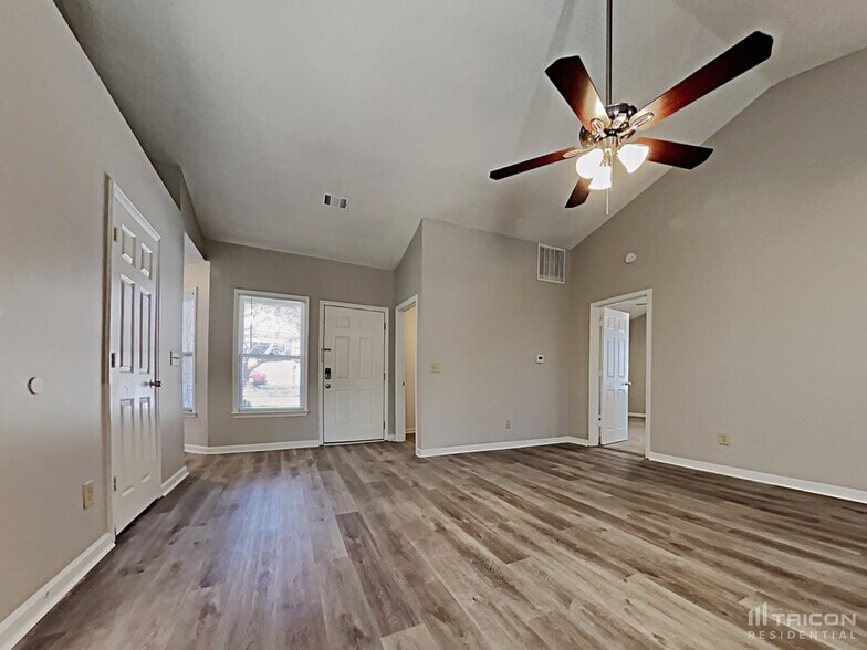 Building Photo - 2384 Boone Ct