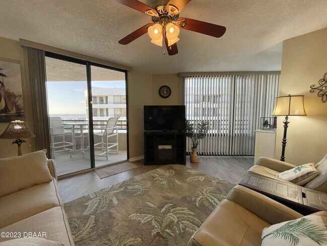 Building Photo - Furnished Oceanview 2 Bed, 2 Bath Condo – Available Now!