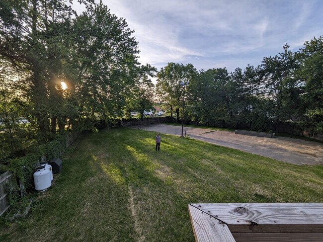 Building Photo - 26 Forest Hill Dr