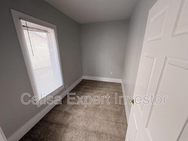 Building Photo - 2719 Indiana Ave