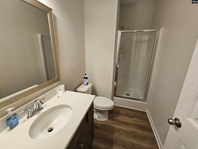 Building Photo - 735 Bustling Br Ln