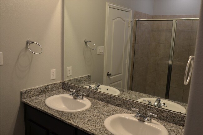 Building Photo - 8435 Chesney Trl