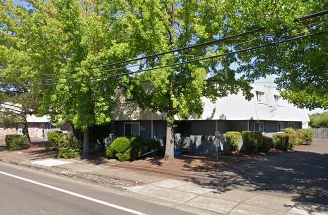 Building Photo - 1407 NW Kings Blvd