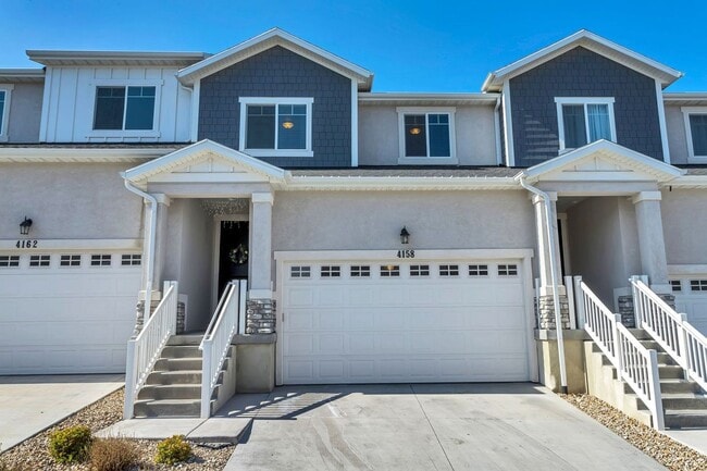 Building Photo - Gorgeous Three Bedroom Townhome; Herriman//