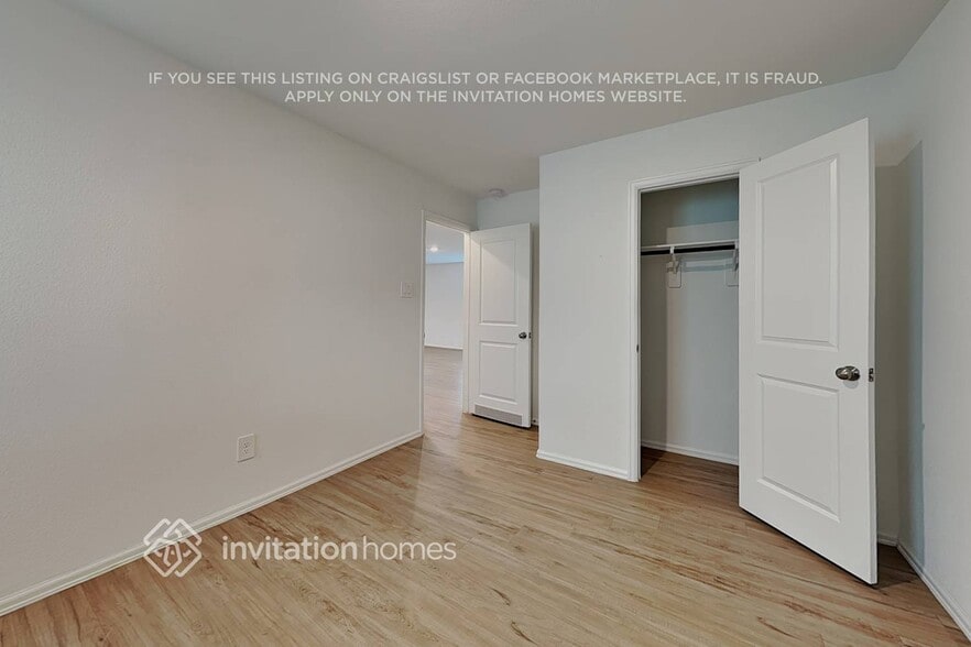 Building Photo - 18811 Charter Elm Dr