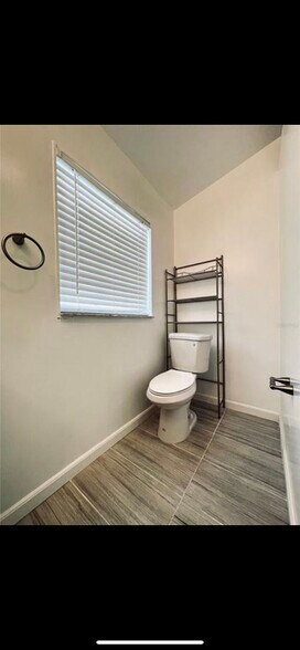 Building Photo - 1005 Universal Rest Pl