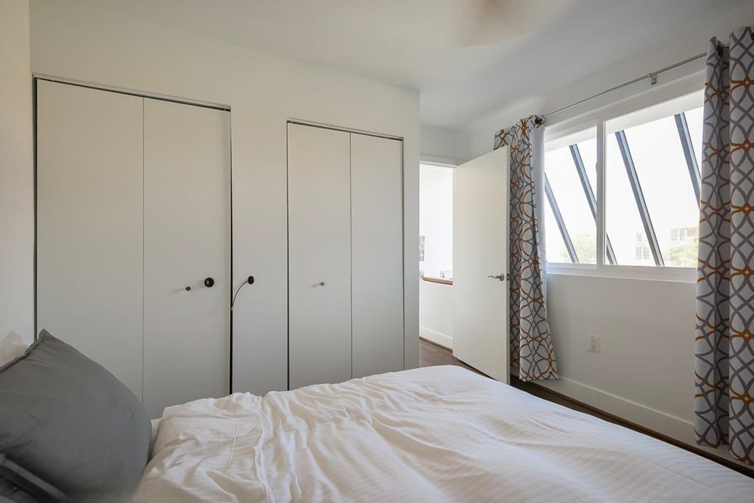 Building Photo - 3209 Cherry Hill Ln