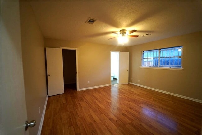 Building Photo - 5110 Michael Dr