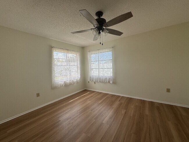 Building Photo - 1039 Kimball Rd