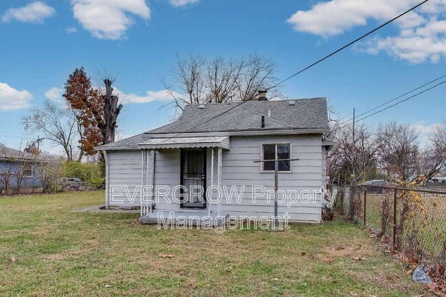 Building Photo - 2219 Hovey St