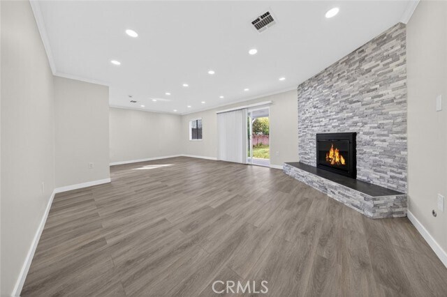 Building Photo - 15753 Cohasset St