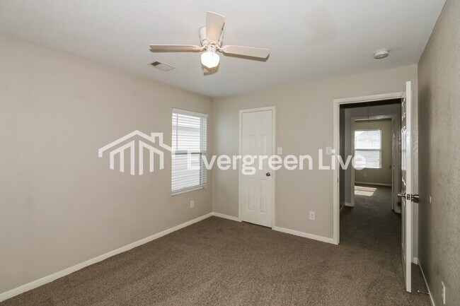 Building Photo - 15814 Sheldon Ridge Way