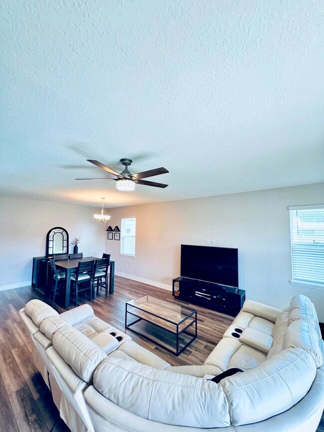 Building Photo - 1256 Potenza Dr