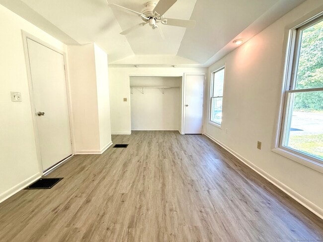 Building Photo - 151 Bailey Ave