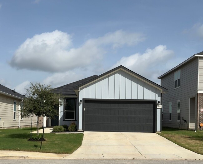 Building Photo - 14311 Calaveras Cv