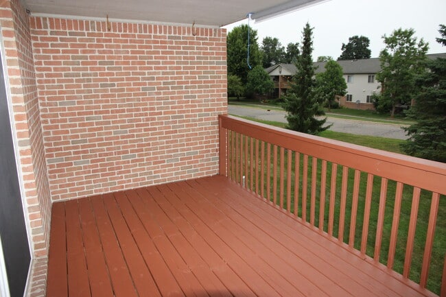 Building Photo - 2396 Quarterback Ct