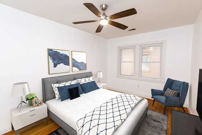 Building Photo - Conveniently Located 1 Bedroom Plus Den in Brookland