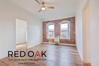 Building Photo - 974 S Gramercy Pl