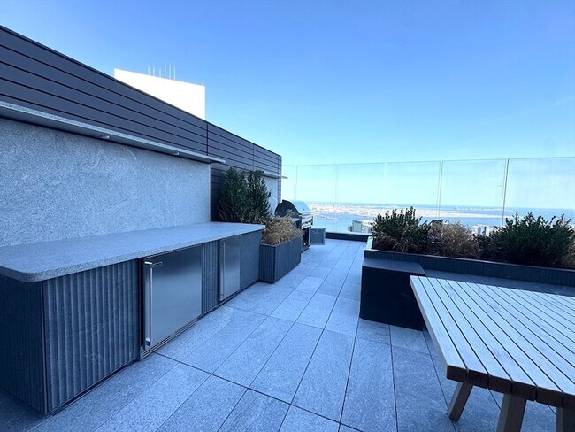 Building Photo - 682 Atlantic Ave