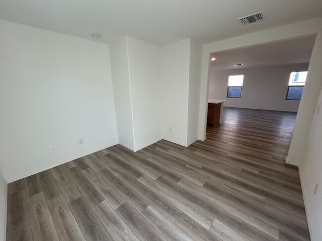 Building Photo - 24367 W Jessica Ln