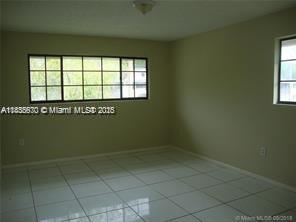 Building Photo - 468 NE 206th Ln