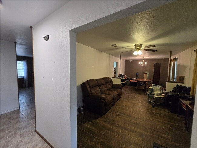 Building Photo - 24312 Carlton Rd