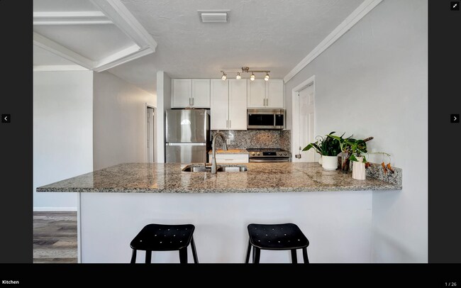 Primary Photo - 317 SW 12th Ave