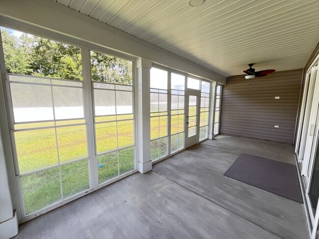 Building Photo - 1016 Chester Gln Ct