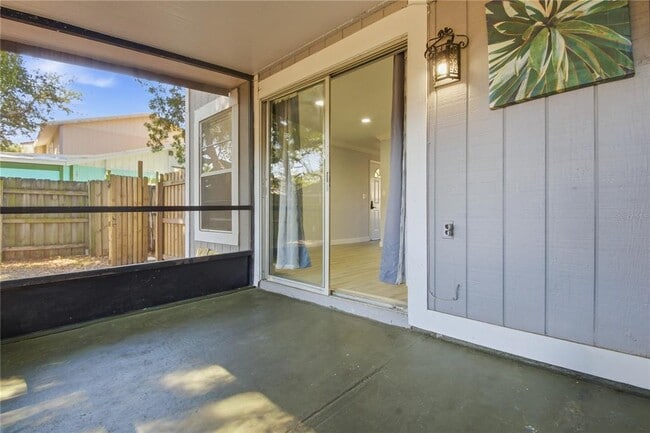 Building Photo - 14113 Village Terrace Dr