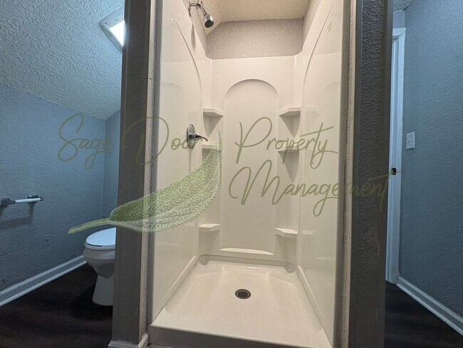 Building Photo - 2639 E 29th St